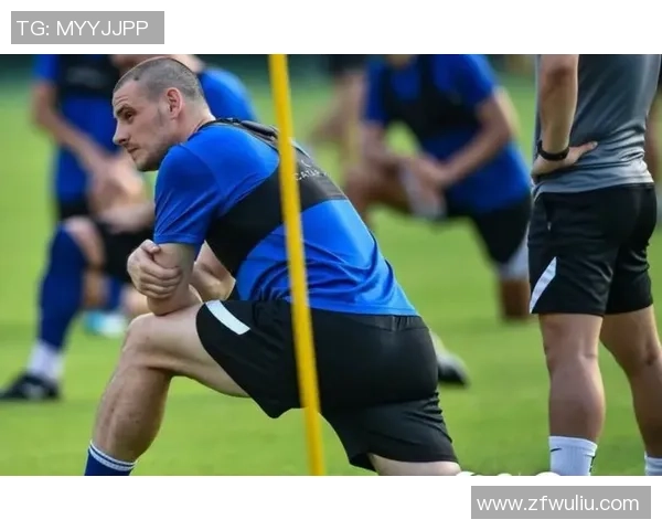 重庆足球队在大师赛中的比赛经验与表现分析